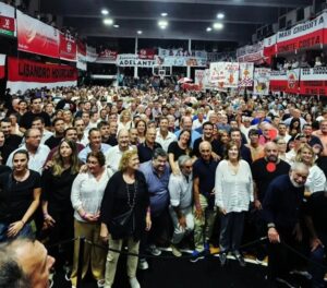 Lee más sobre el artículo ACTO MULTITUDINARIO DE LA UCR BONAERENSE EN MAR DEL PLATA